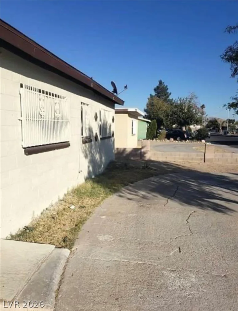 1936 Lawry, North Las Vegas, NV 89032