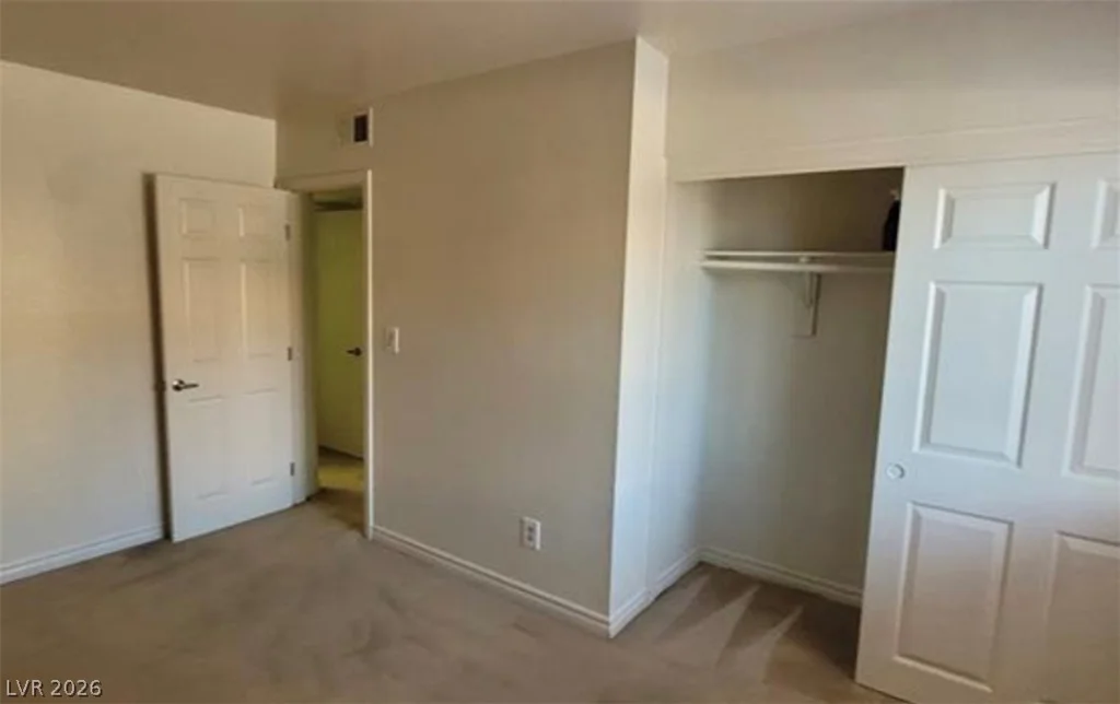 5295 Indian River, Las Vegas, NV 89103
