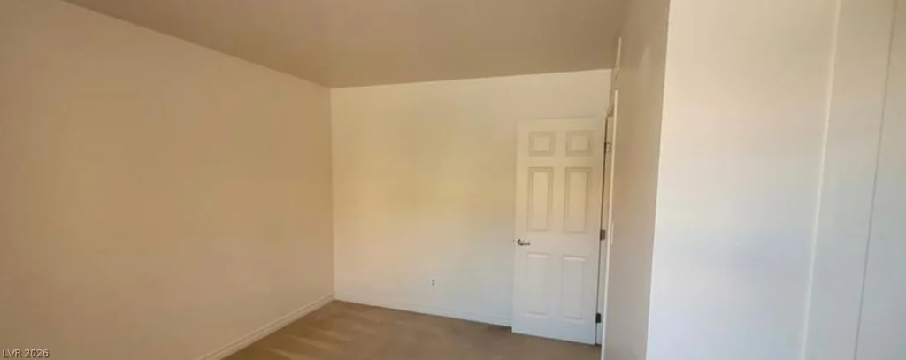 5295 Indian River, Las Vegas, NV 89103