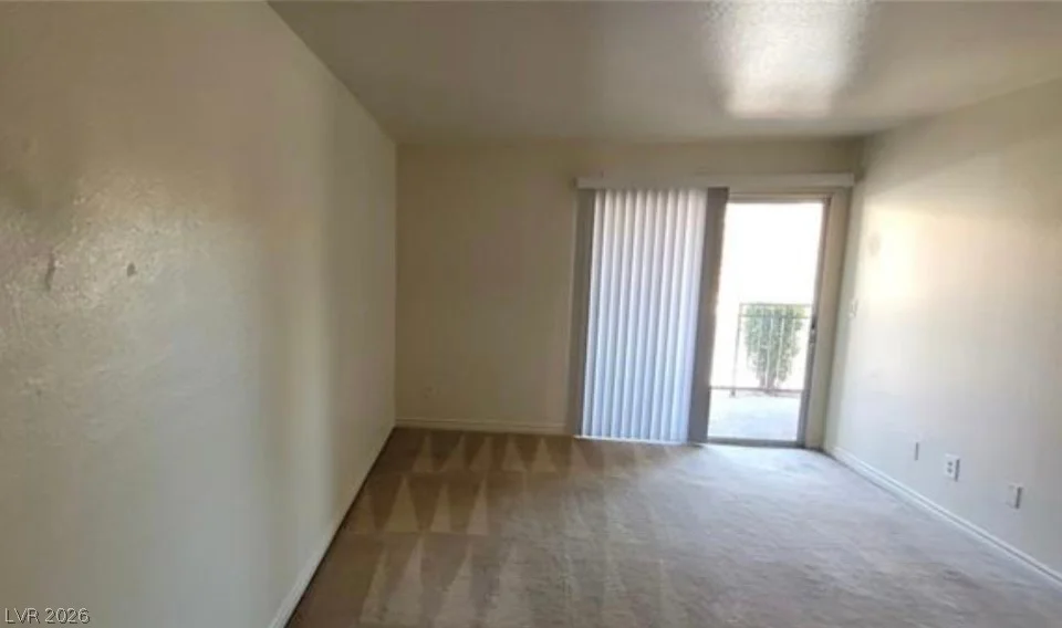 5295 Indian River, Las Vegas, NV 89103