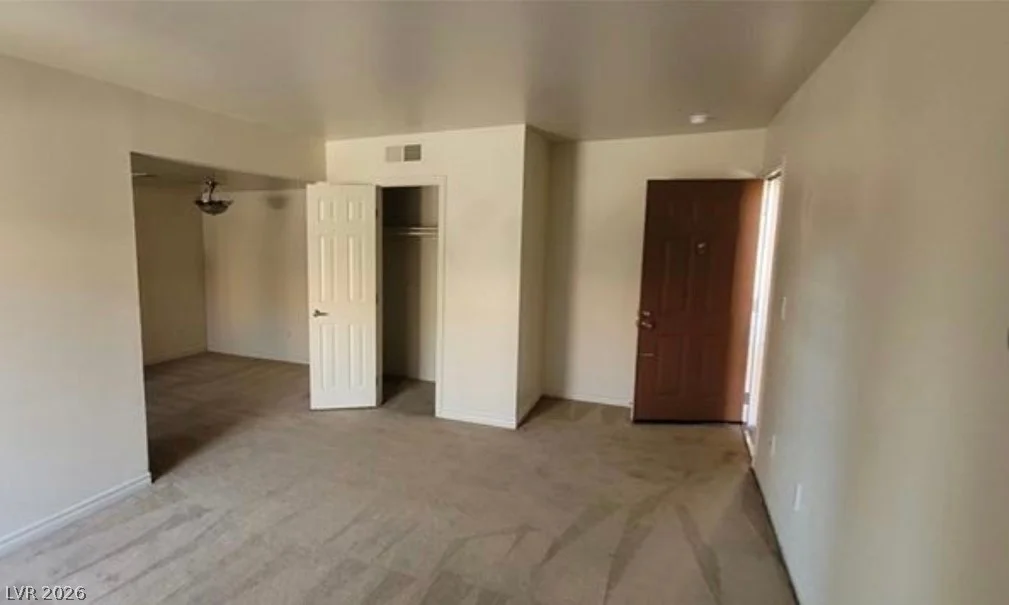 5295 Indian River, Las Vegas, NV 89103