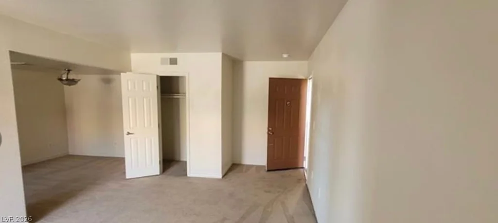 5295 Indian River, Las Vegas, NV 89103