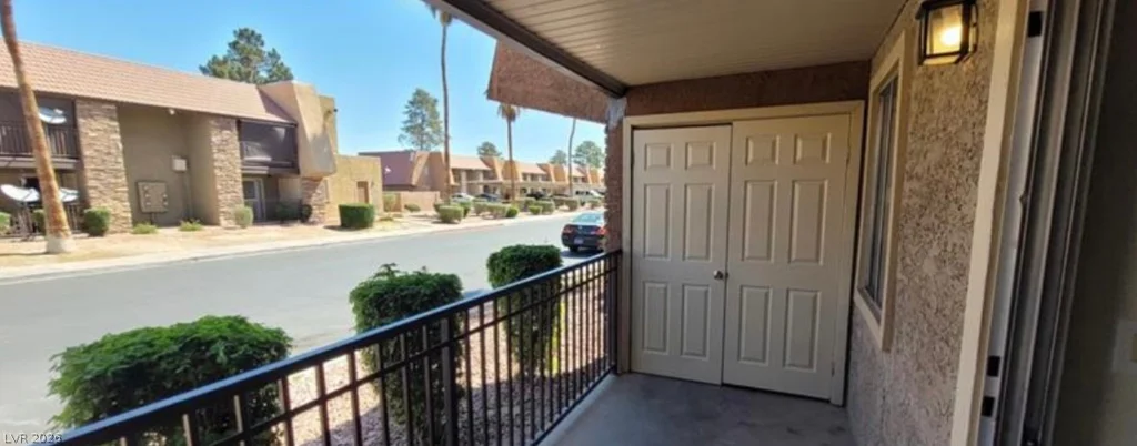 5295 Indian River, Las Vegas, NV 89103