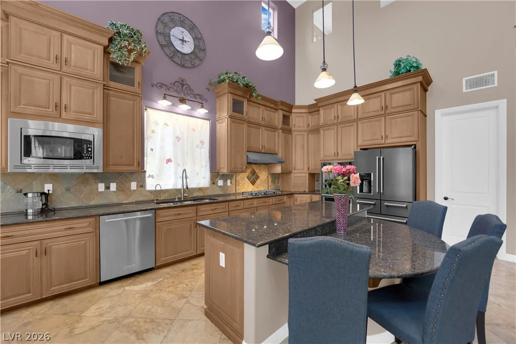 481 Las Alturas, Las Vegas, NV 89123