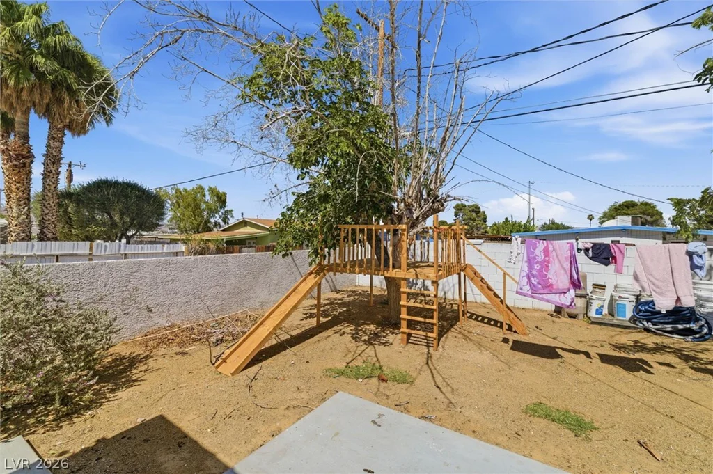 5013 Vermont, Las Vegas, NV 89107