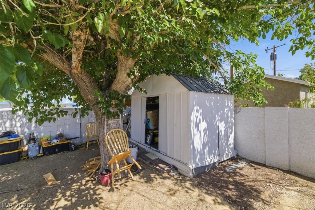 5013 Vermont, Las Vegas, NV 89107