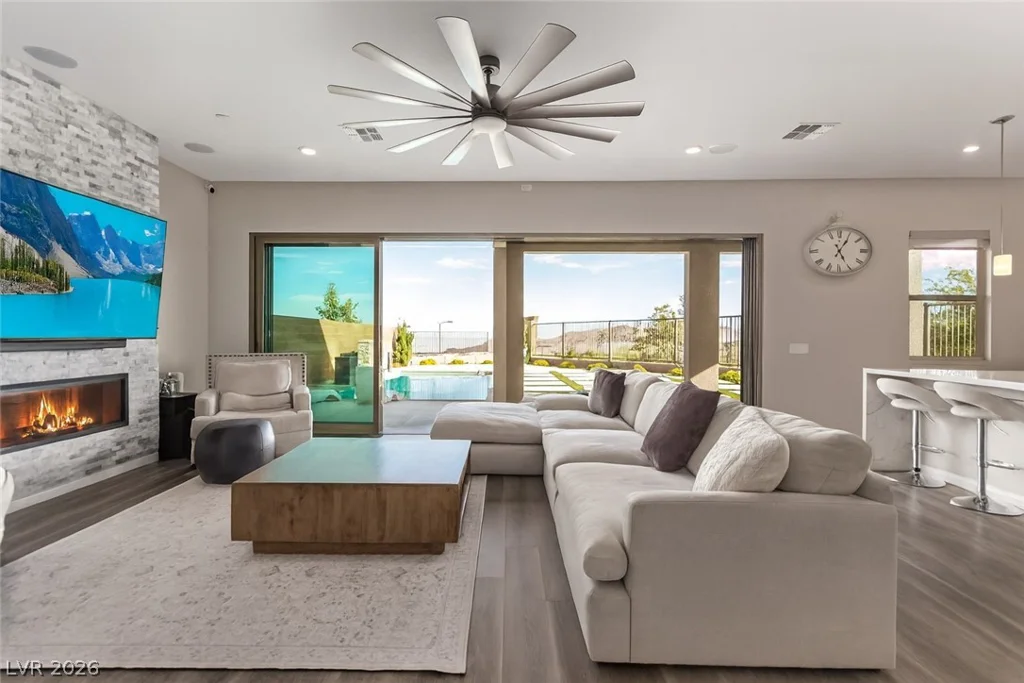12619 Huckleberry Oak, Las Vegas, NV 89138
