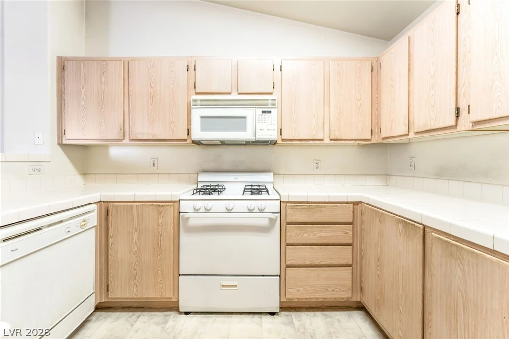 601 Devonhall, Las Vegas, NV 89145
