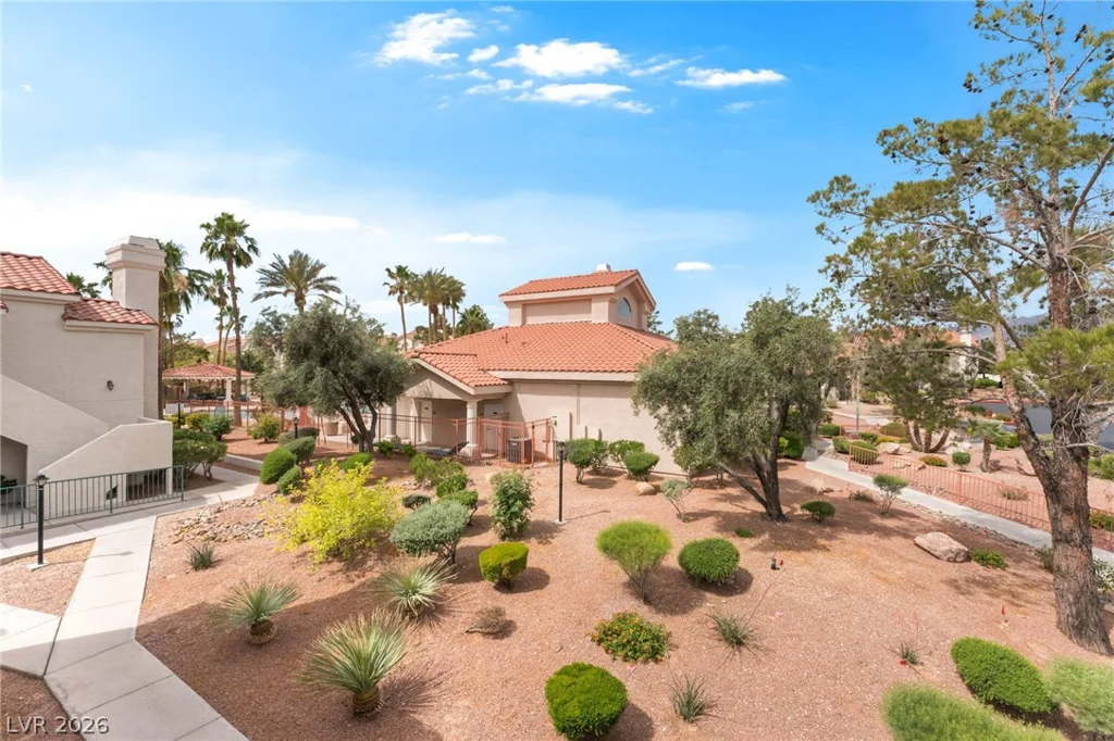 601 Devonhall, Las Vegas, NV 89145