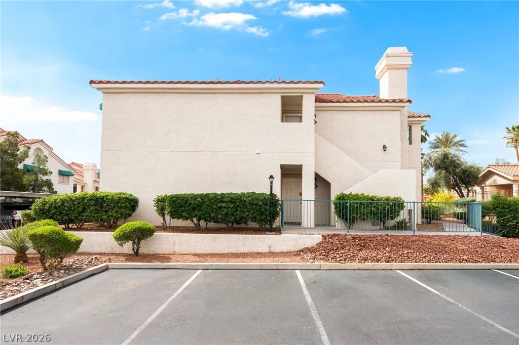 601 Devonhall, Las Vegas, NV 89145