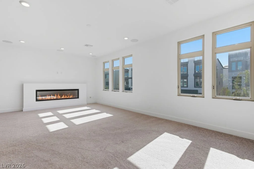 8142 Eaton Hill, Las Vegas, NV 89113