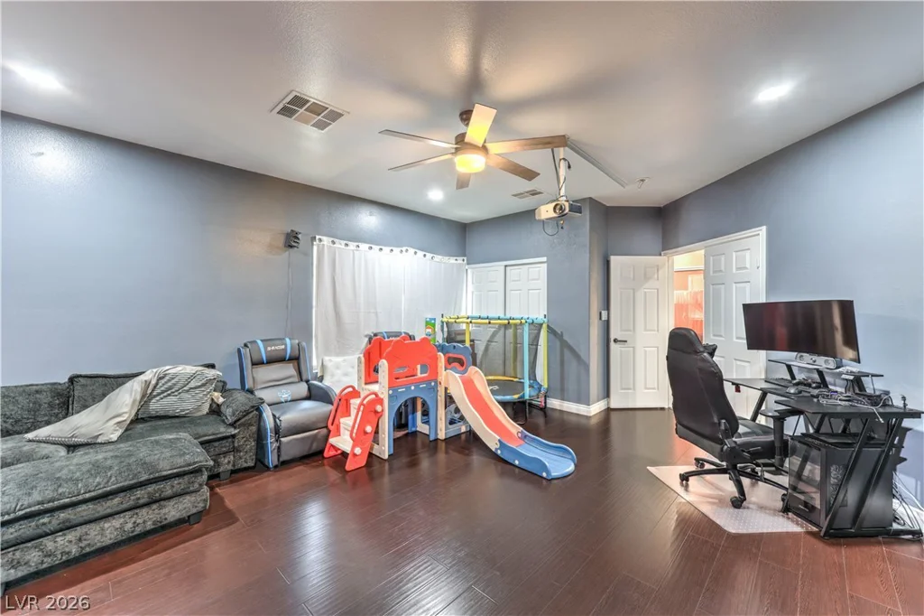 4120 Recktenwall, North Las Vegas, NV 89081