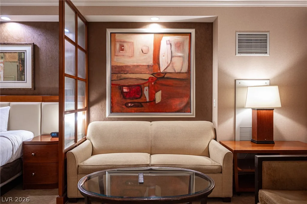 135 HARMON, Las Vegas, NV 89109