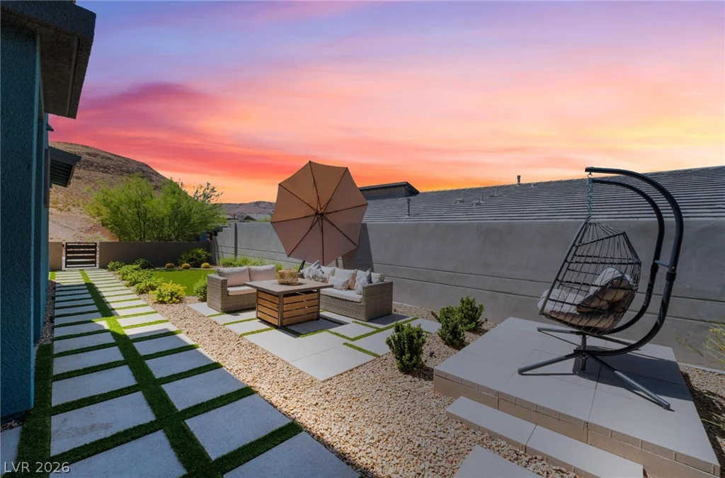 7230 Galaxy Dune, Las Vegas, NV 89148
