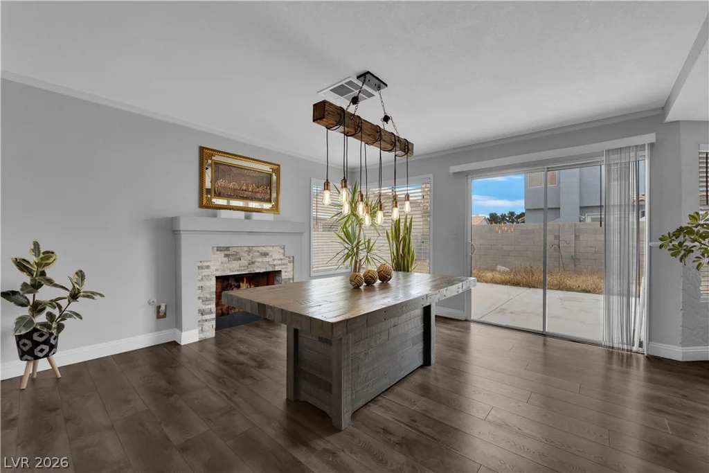 1527 Bent Arrow, North Las Vegas, NV 89031