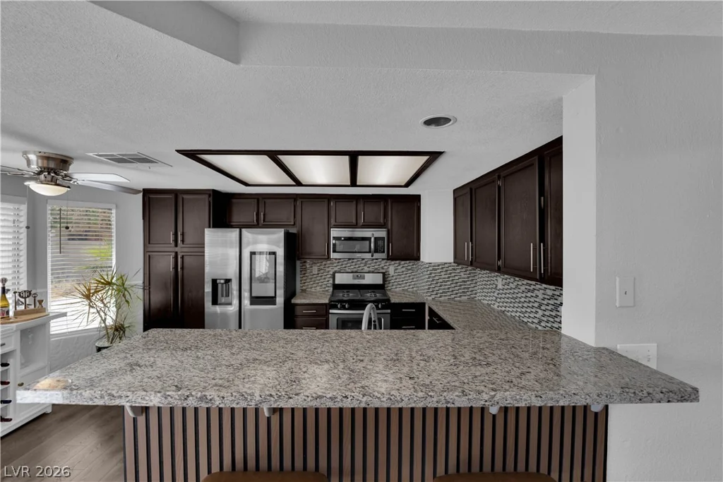 1527 Bent Arrow, North Las Vegas, NV 89031
