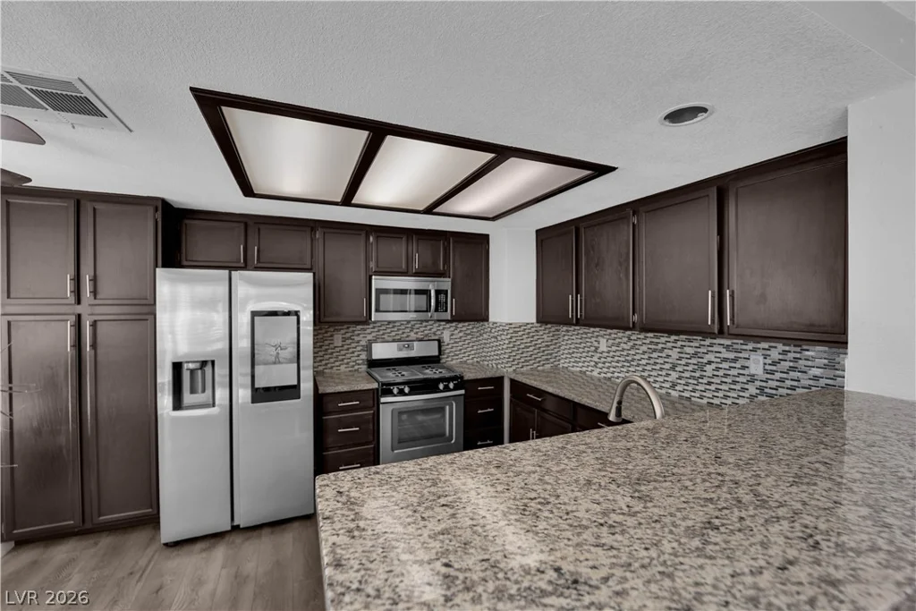 1527 Bent Arrow, North Las Vegas, NV 89031