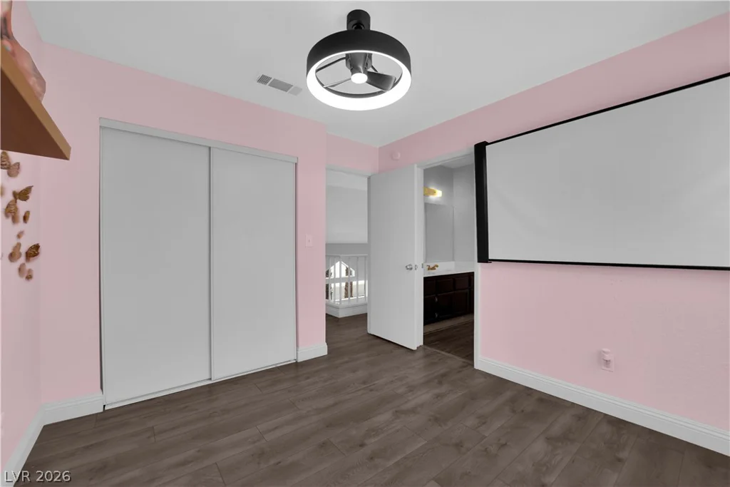 1527 Bent Arrow, North Las Vegas, NV 89031