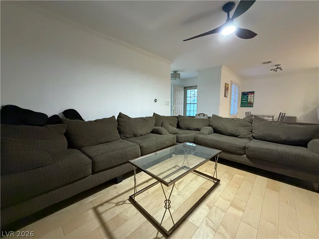 8452 Boseck, Las Vegas, NV 89145