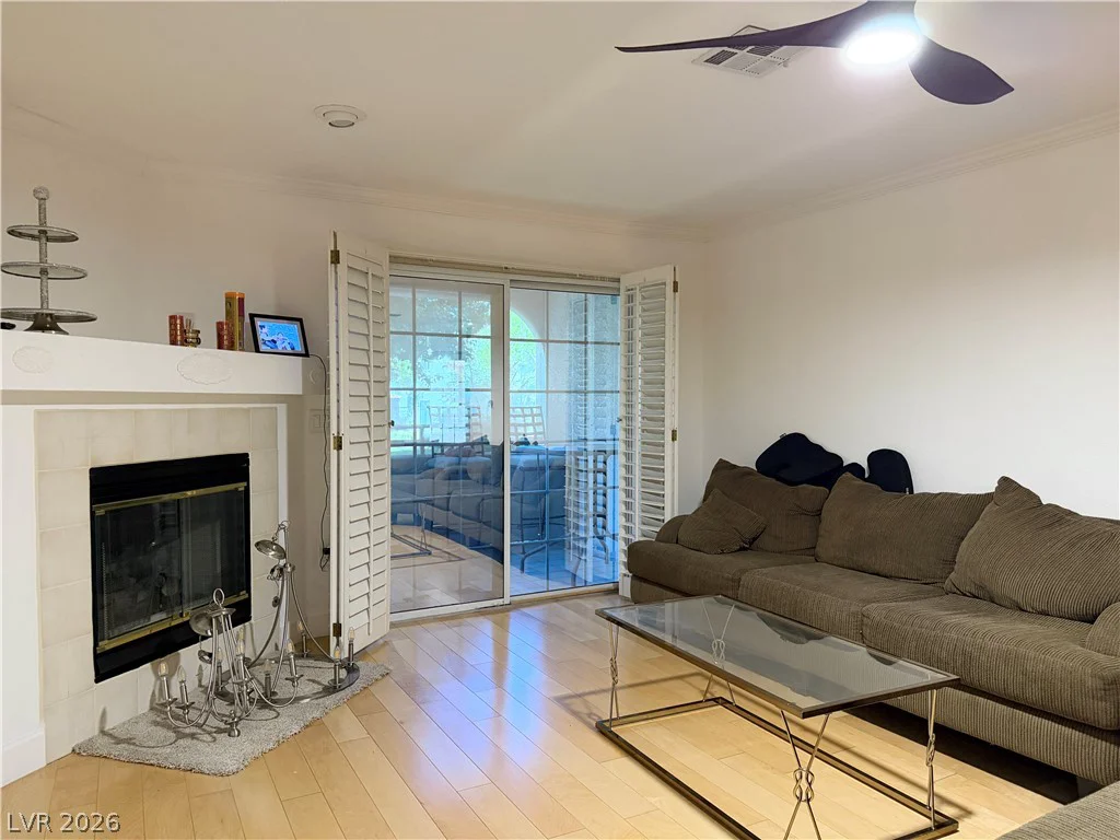 8452 Boseck, Las Vegas, NV 89145