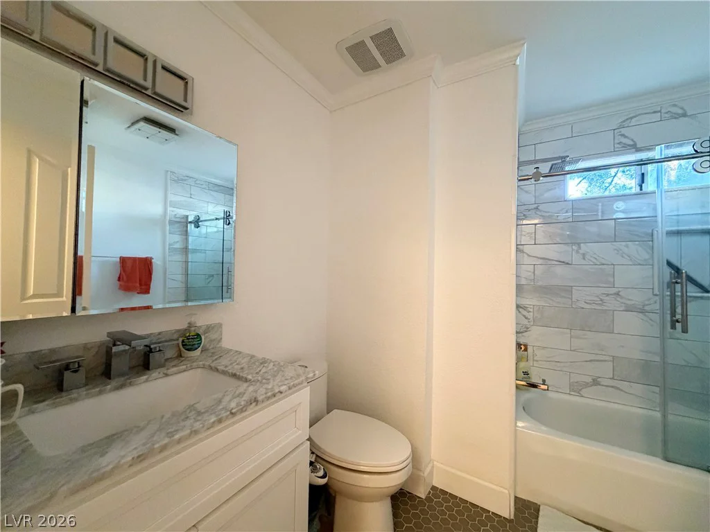 8452 Boseck, Las Vegas, NV 89145