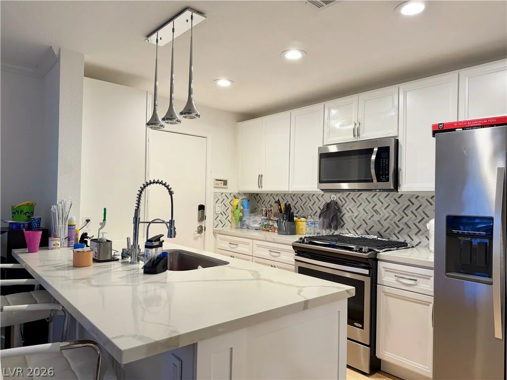 8452 Boseck, Las Vegas, NV 89145