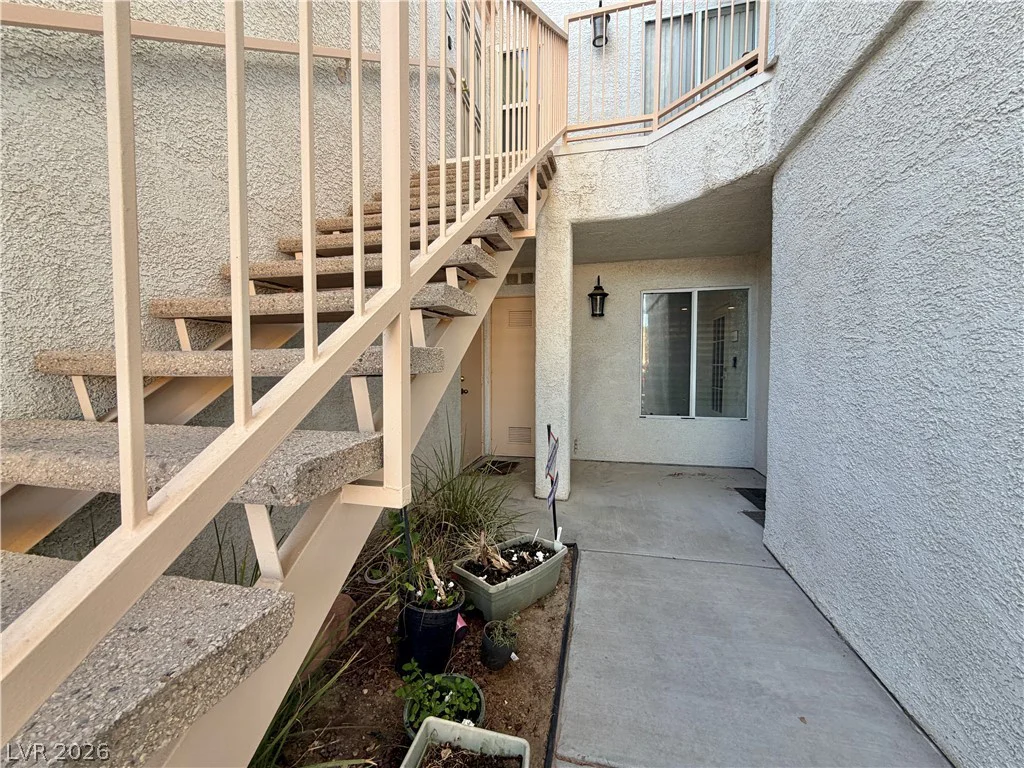 8452 Boseck, Las Vegas, NV 89145