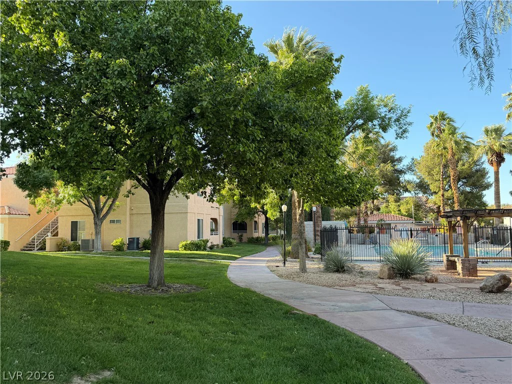 8452 Boseck, Las Vegas, NV 89145
