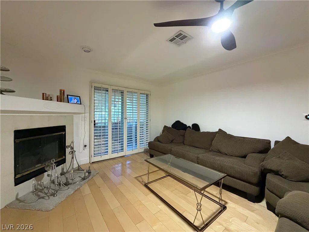 8452 Boseck, Las Vegas, NV 89145