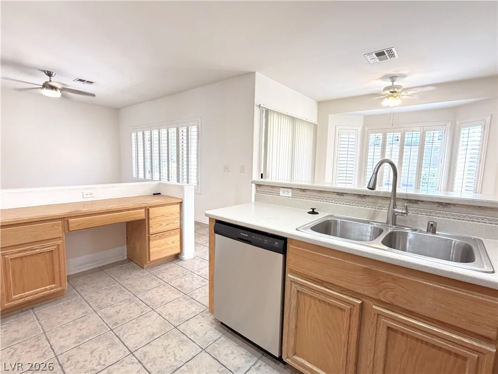 2557 Downeyville, Henderson, NV 89052