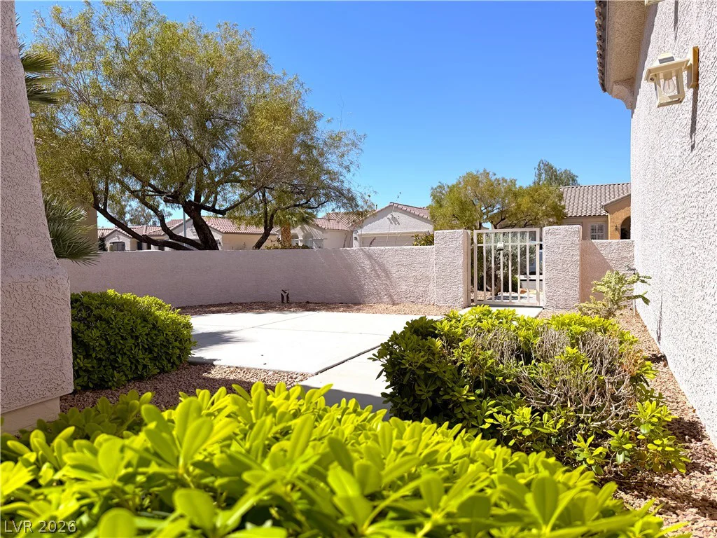 2557 Downeyville, Henderson, NV 89052