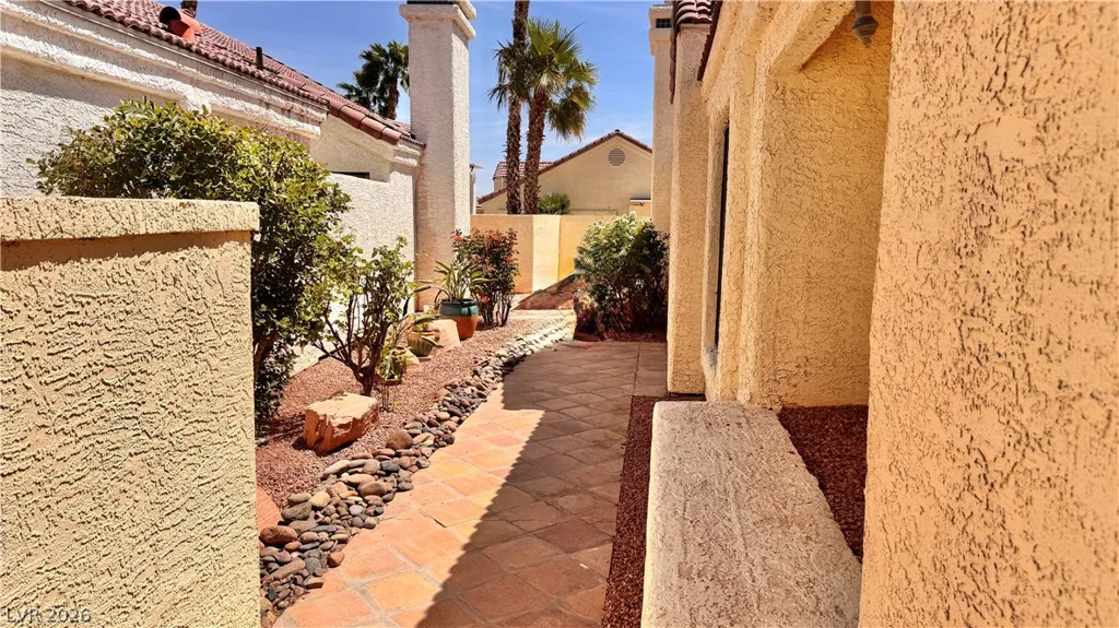 5236 Crooked River, Las Vegas, NV 89149