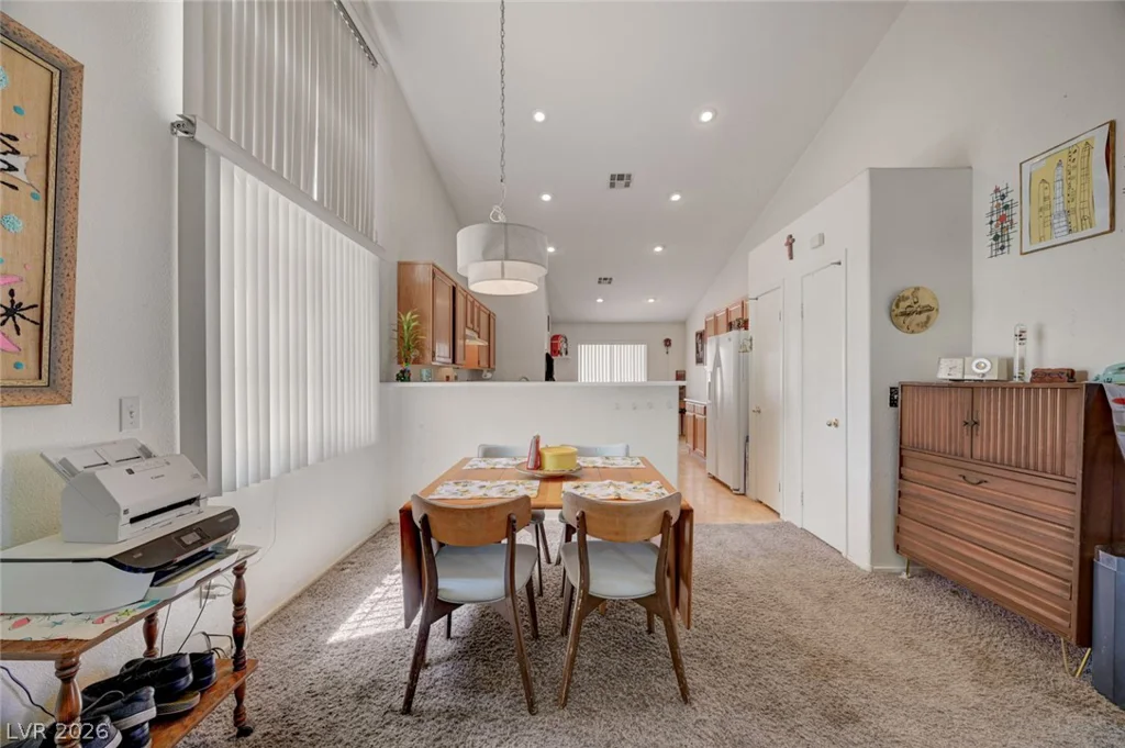 2106 Maui Surf, North Las Vegas, NV 89031
