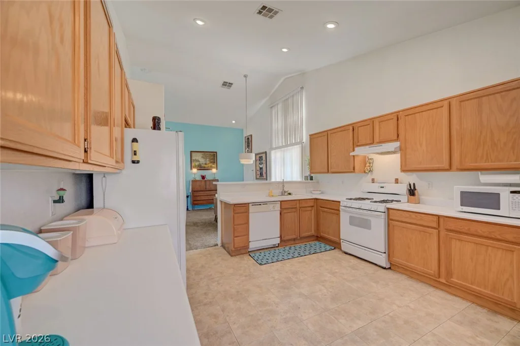 2106 Maui Surf, North Las Vegas, NV 89031
