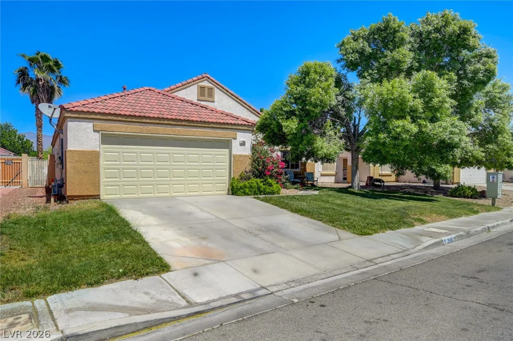 2106 Maui Surf, North Las Vegas, NV 89031