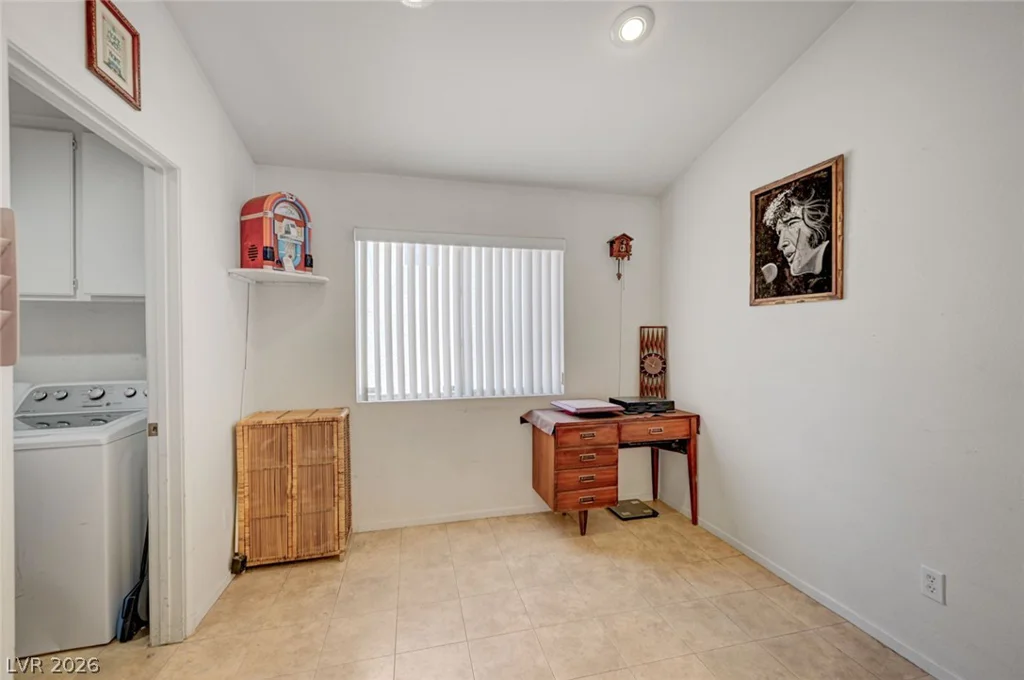 2106 Maui Surf, North Las Vegas, NV 89031