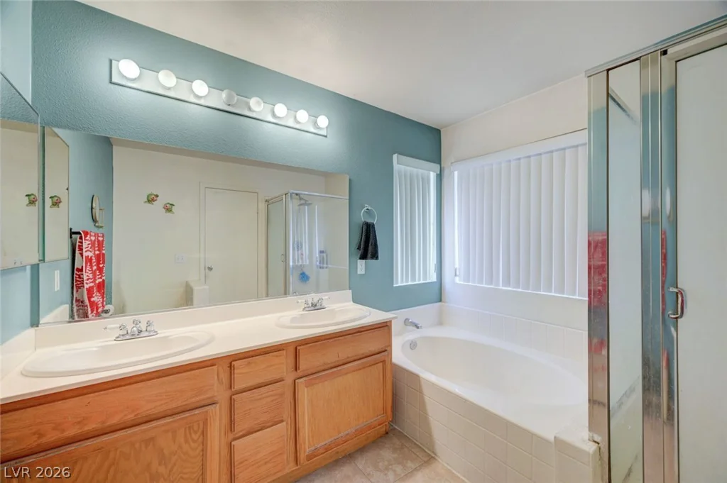2106 Maui Surf, North Las Vegas, NV 89031