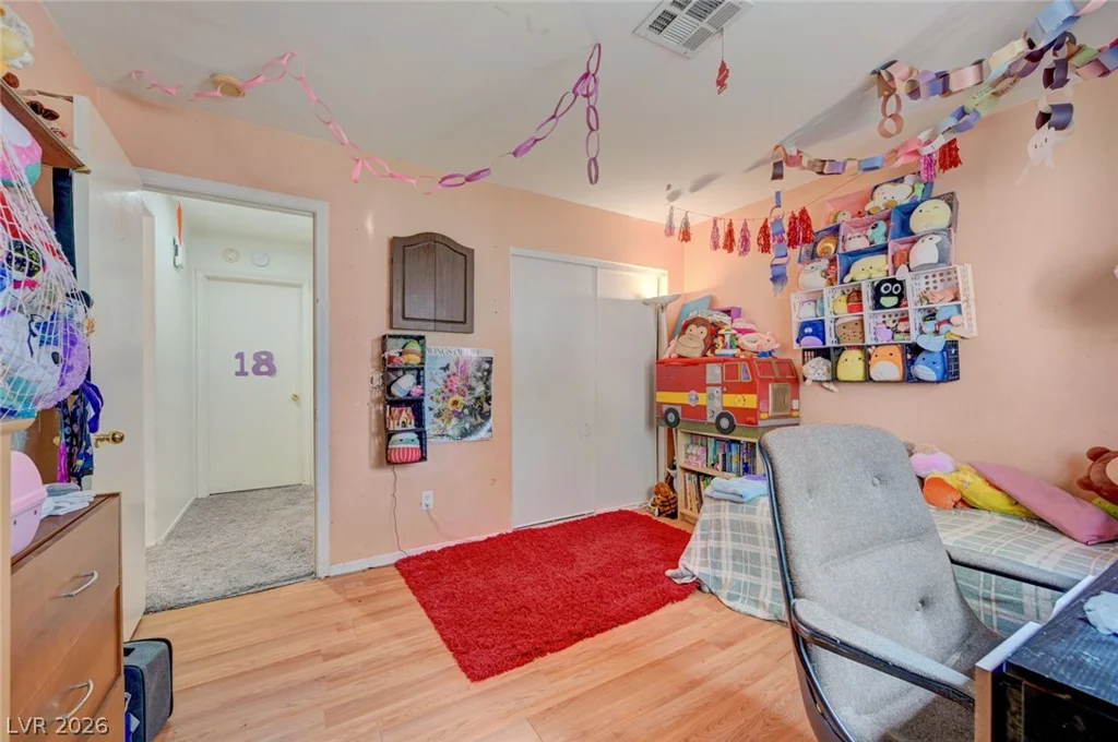 2106 Maui Surf, North Las Vegas, NV 89031