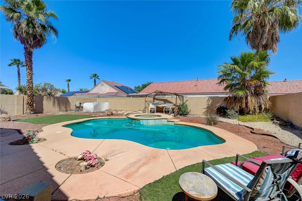 2106 Maui Surf, North Las Vegas, NV 89031