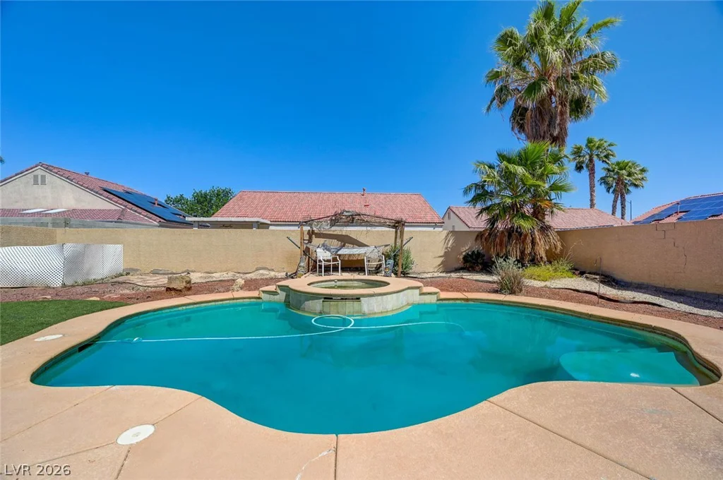 2106 Maui Surf, North Las Vegas, NV 89031