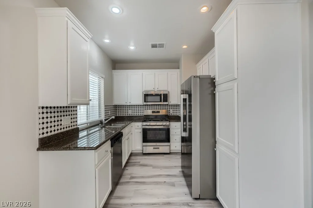 8134 Golden Flowers, Las Vegas, NV 89139