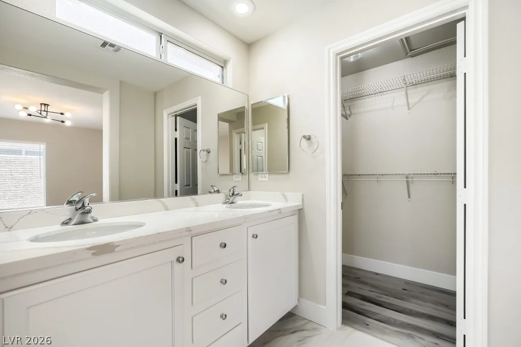 8134 Golden Flowers, Las Vegas, NV 89139