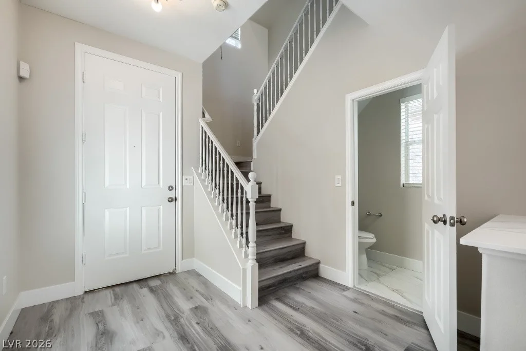 8134 Golden Flowers, Las Vegas, NV 89139