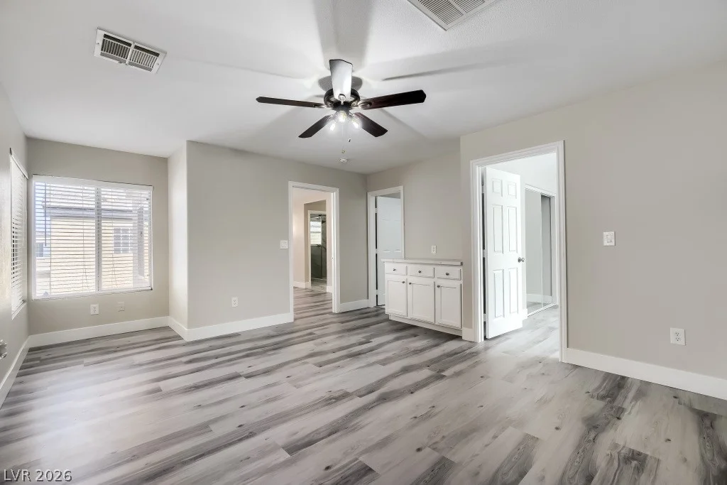 8134 Golden Flowers, Las Vegas, NV 89139