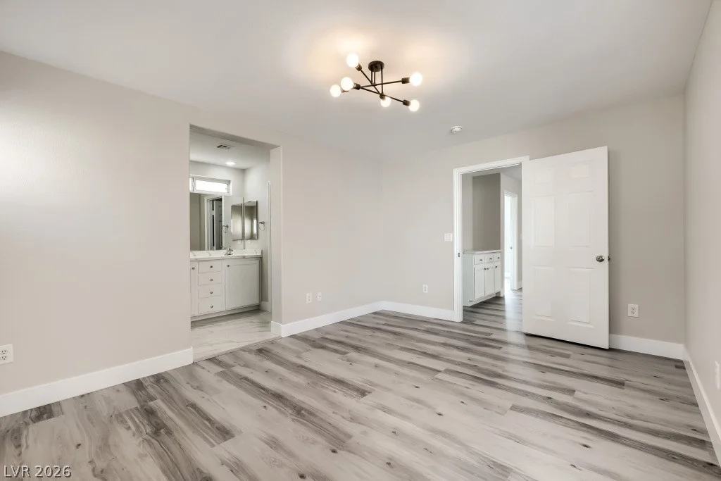 8134 Golden Flowers, Las Vegas, NV 89139