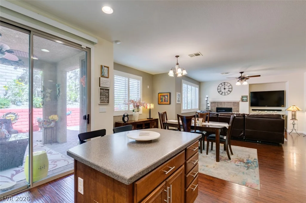 11832 Arenoso, Las Vegas, NV 89138