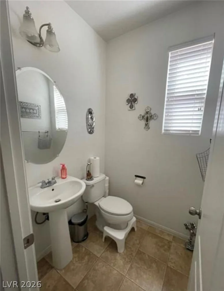 10225 Headrick, Las Vegas, NV 89166