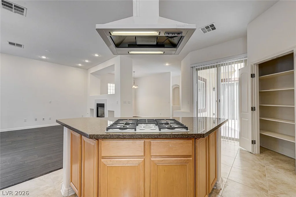 9205 Whitekirk, Las Vegas, NV 89145