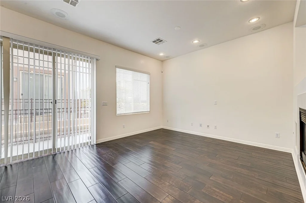 9205 Whitekirk, Las Vegas, NV 89145