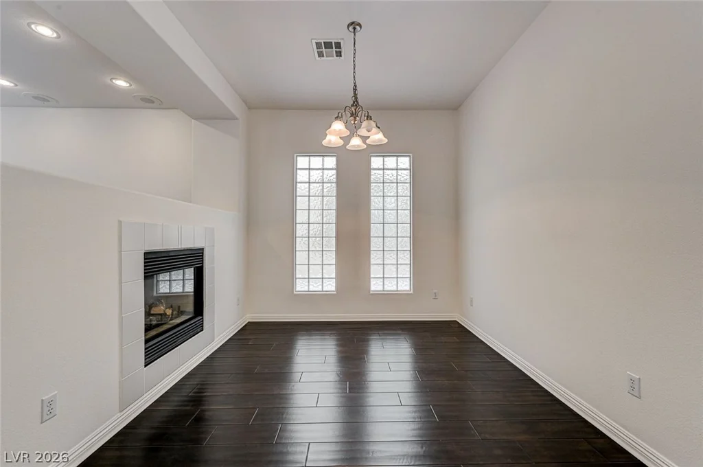 9205 Whitekirk, Las Vegas, NV 89145
